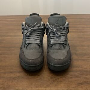 Jordan 4’s wet cement Paris